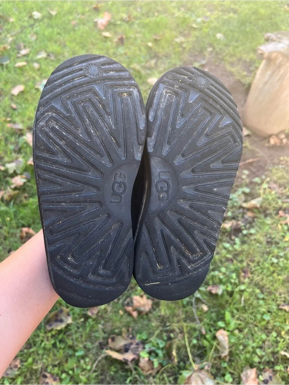 UGG WINTER TASMAN SLIPPERS LITTLE KIDS SIZE 13